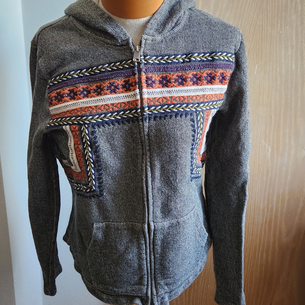Lucky Lane Zip Up Embroidered Hoodie Size L